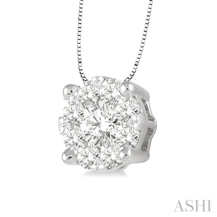 1/4 Ctw Lovebright Round Cut Diamond Pendant in 14K White Gold with Chain