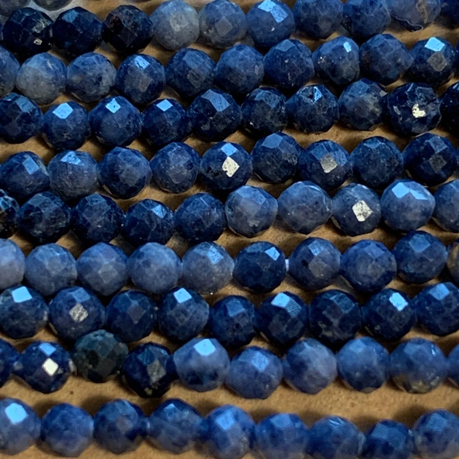 2.5mm Faceted Blue Sapphire Beads