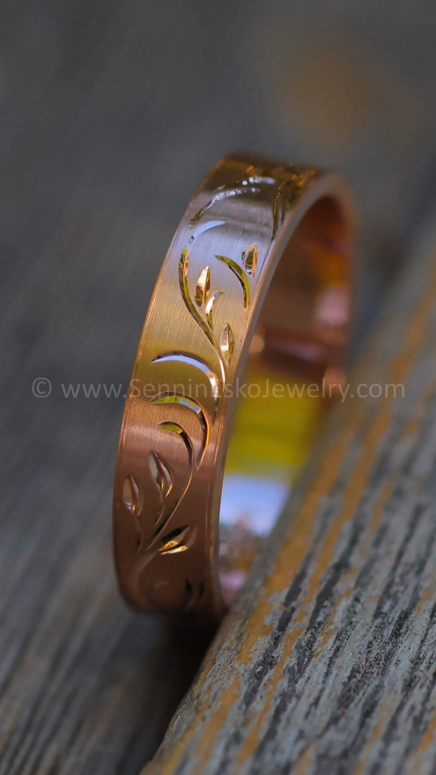 4x1mm Branches and Leaves Ring Variation 1 - 14kt Rose Gold Bright Cut Engraved Band