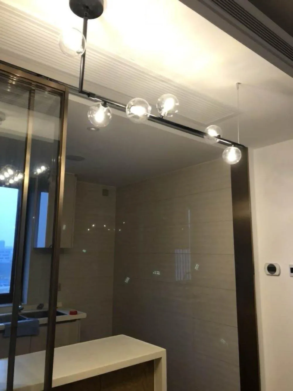 Air 73 Pendant Light