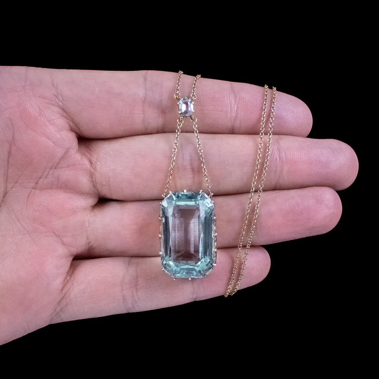 Art Deco Aquamarine Lavaliere Necklace 15ct Gold 25ct Aqua