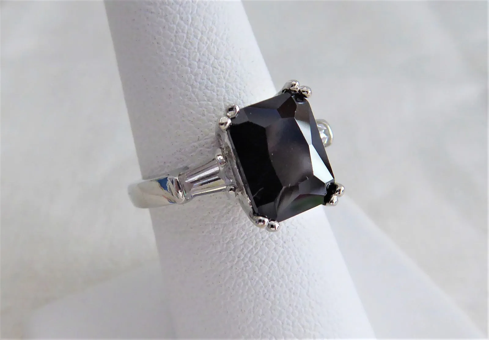 Art Deco Emerald Cut Black Czech Glass Ring Tapered Baguettes 1940s Bohemian