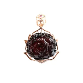 Blood Amber Fortune's Favor Peony Flower Rose Gold Necklace