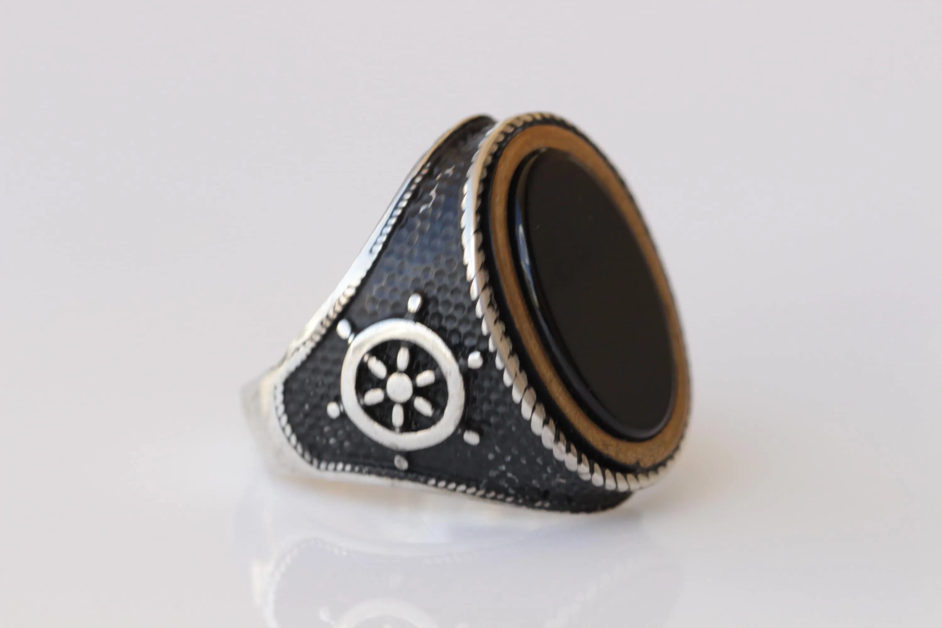 BOHO ONYX RING