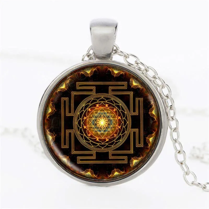 Chakra Spiritual Buddhist Sri Lanka Yantra Pendant Necklace for Men Women Sacred Geometry Jewelry meditation Prayer Necklace