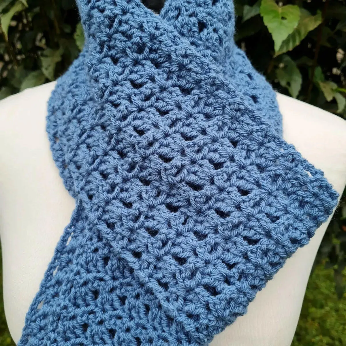 Coronation Scarf – Easy One-Ball Crochet Project for Fast Results