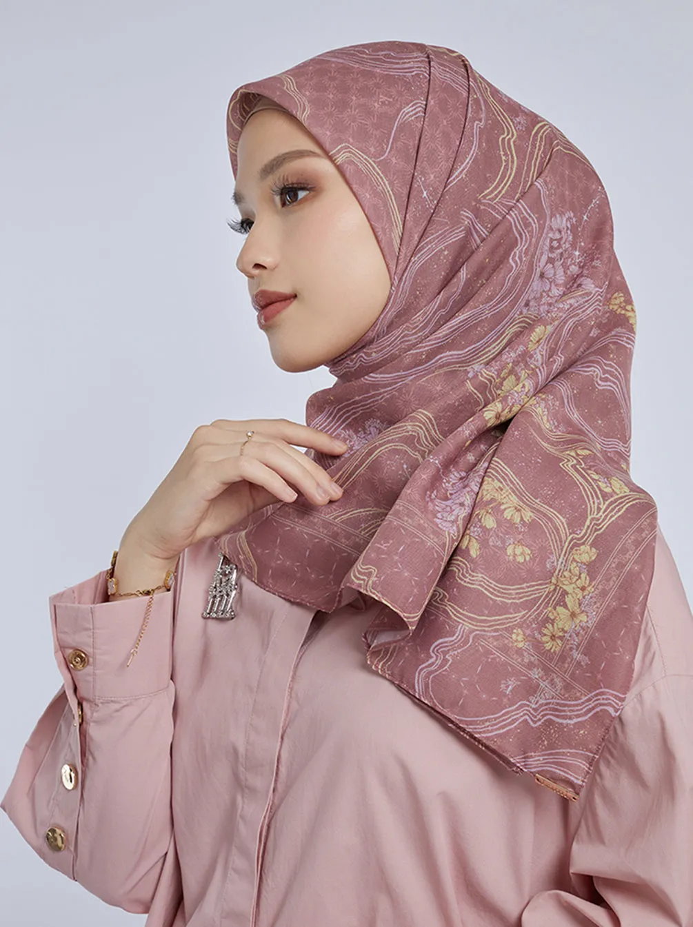 DANICA SIGNATURE SCARF CLAY