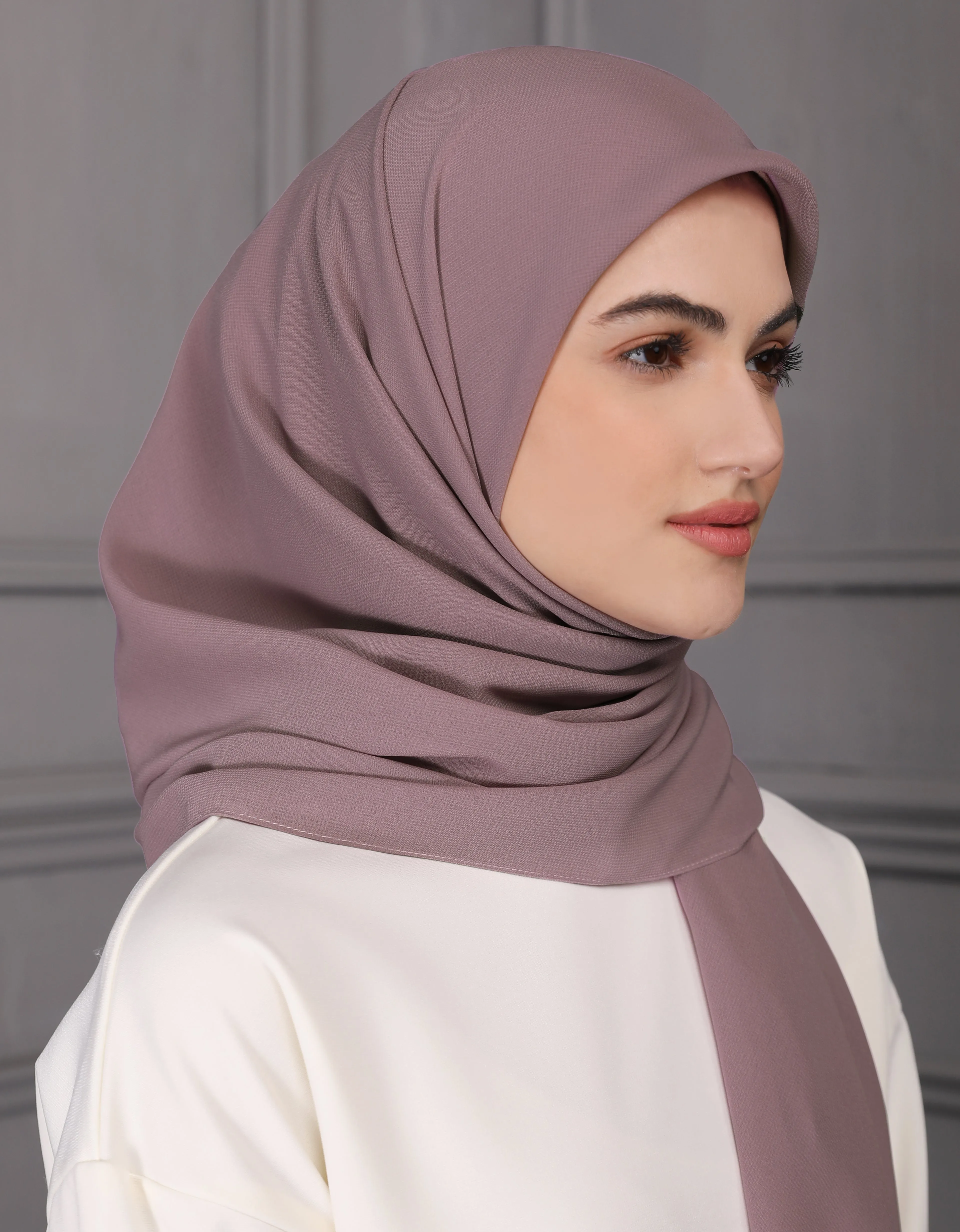 EMANI SQUARE SCARF (VINTAGE VIOLET)