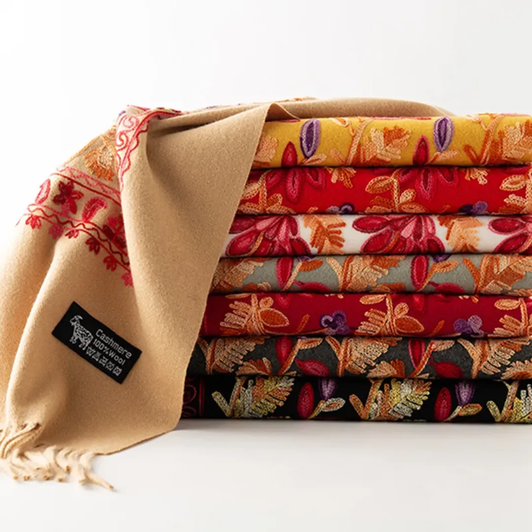 Embroidery Cashmere Scarves: Luxurious Comfort & Stylish Warmth