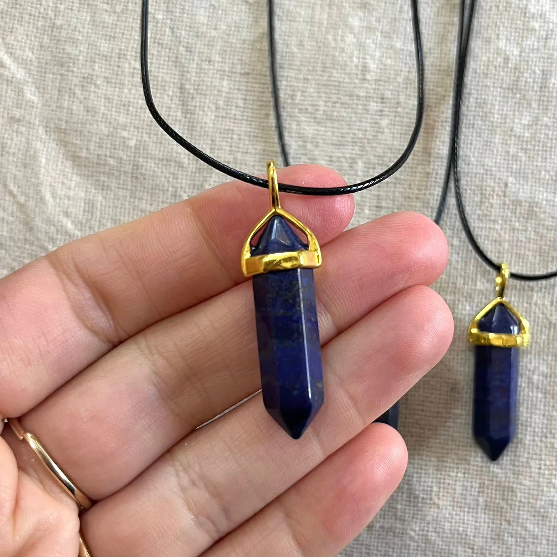 Lithos Point Pendant - Lapis Lazuli