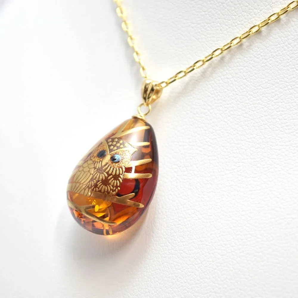 Maki-e Urushi Lacquer Reversible Pendant Necklace - Amber / Owl and Heart -, Traditional Japanese Urushi Lacquer Jewelry