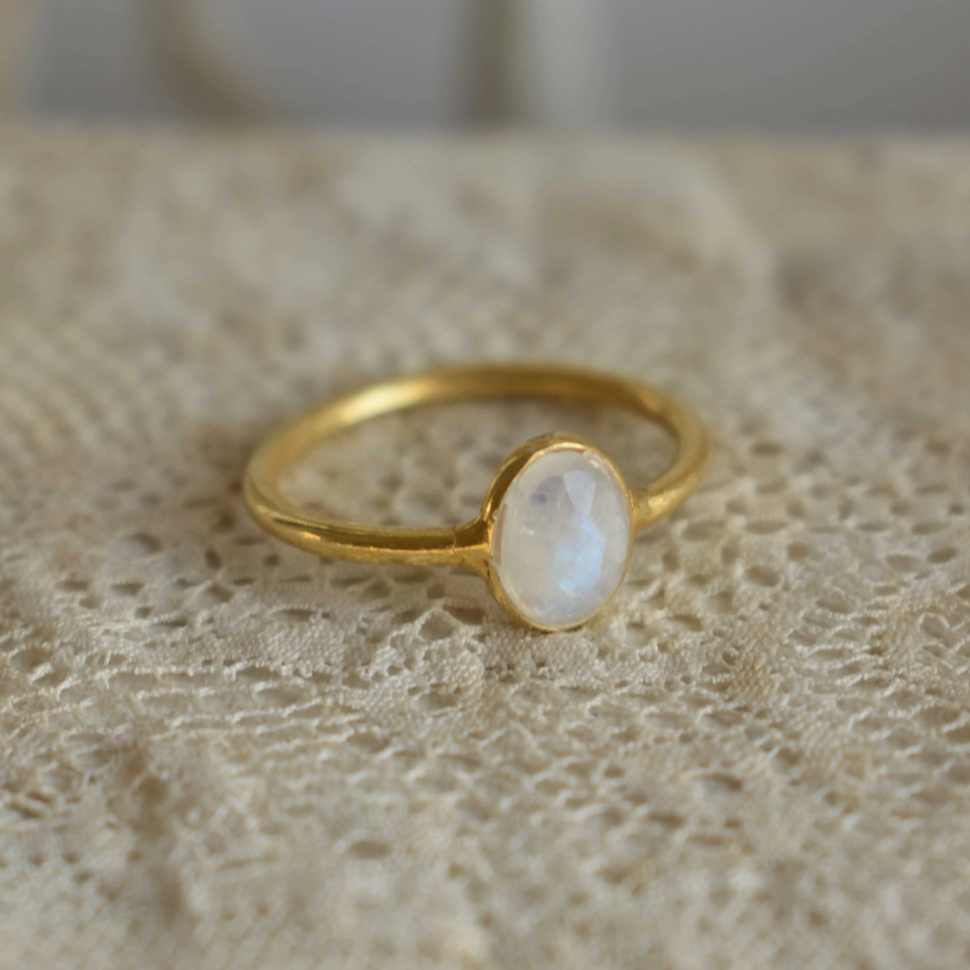 Moonstone | 'laia' Drop ring | 24k Gold-plated