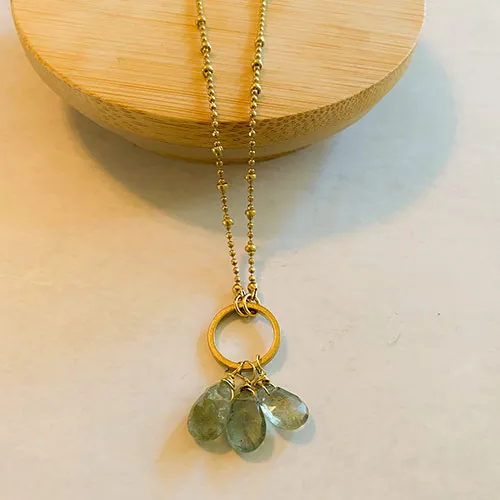 Moss Aquamarine Circle Necklace