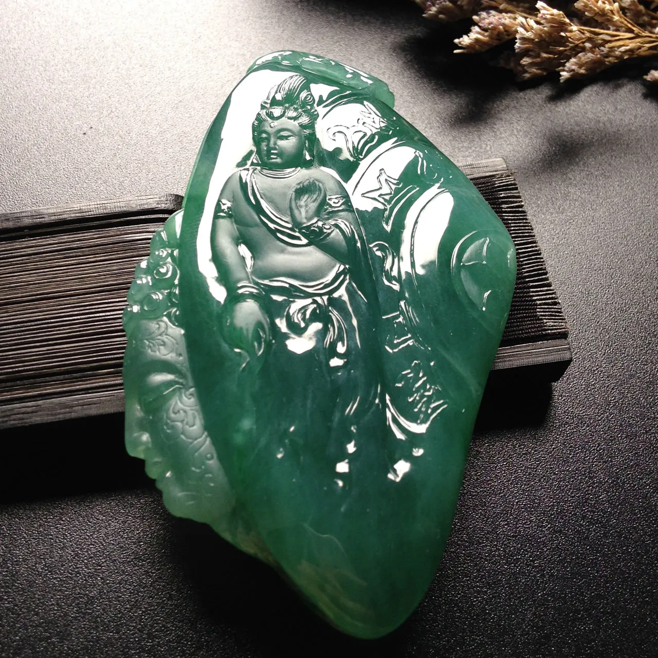 Natural Jade Pendant Jadeite Guan Yin Pendant PT294