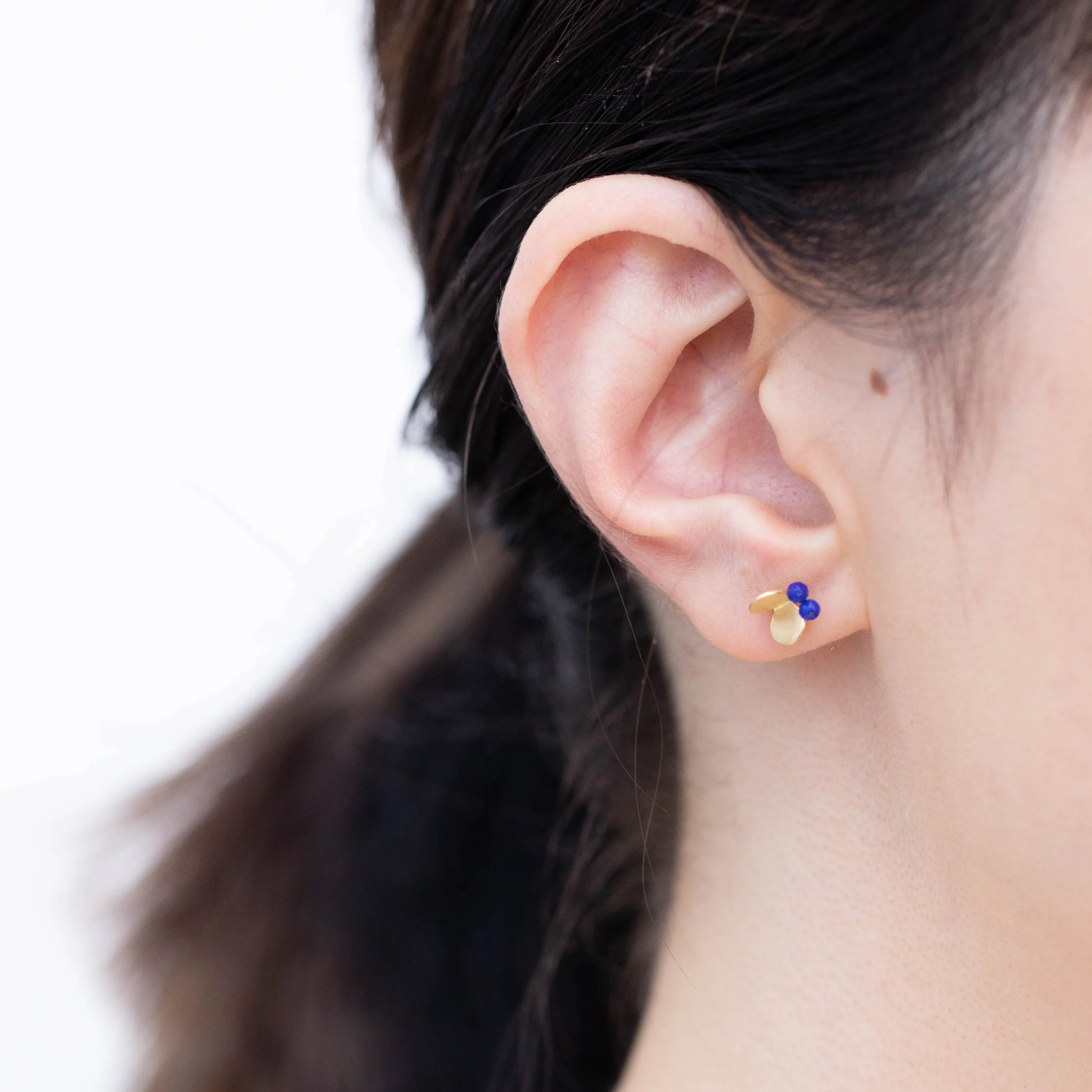 Plum flower lapis lazuli butterfly earrings