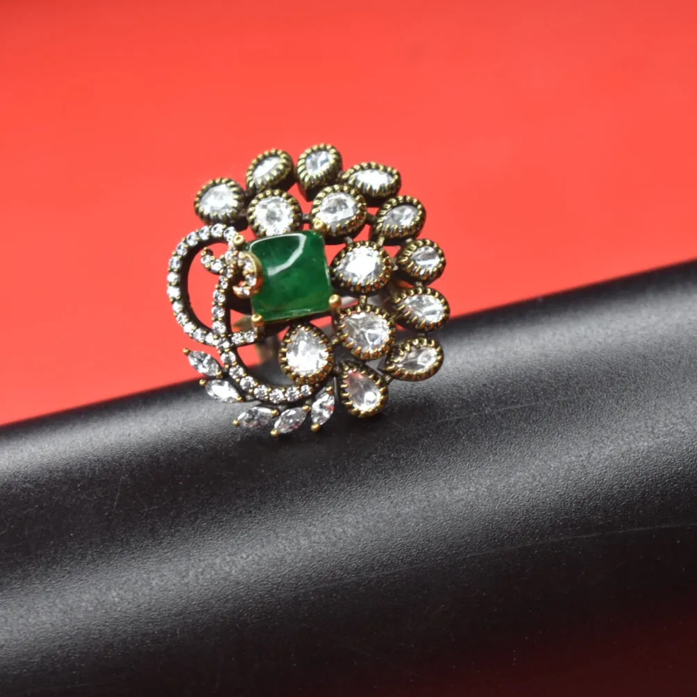 "Elegant Sparkle: Victorian Polki Emerald Finger Rings to Dazzle Your Look"