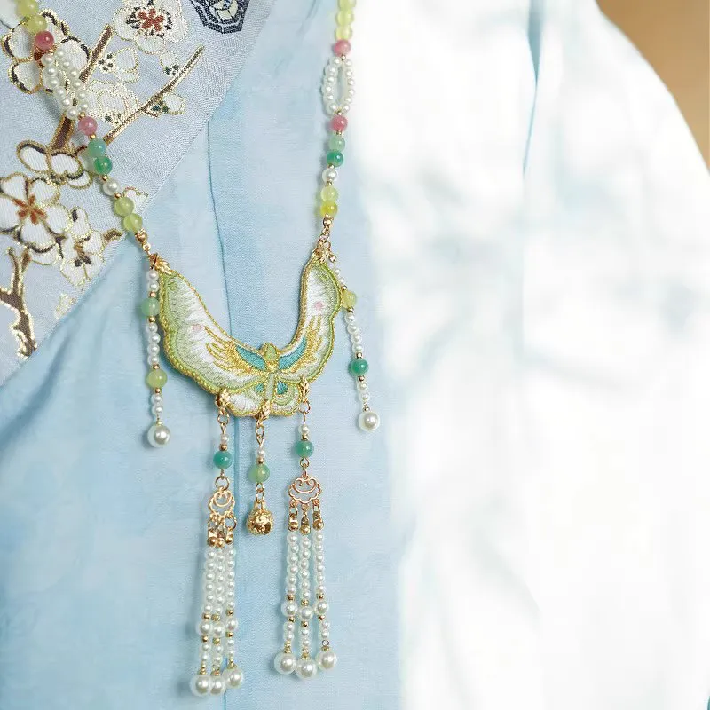 Silent Rose 蔷薇不语 Ming Dynasty Embroidered Butterfly Pearl Back Cloud Necklace