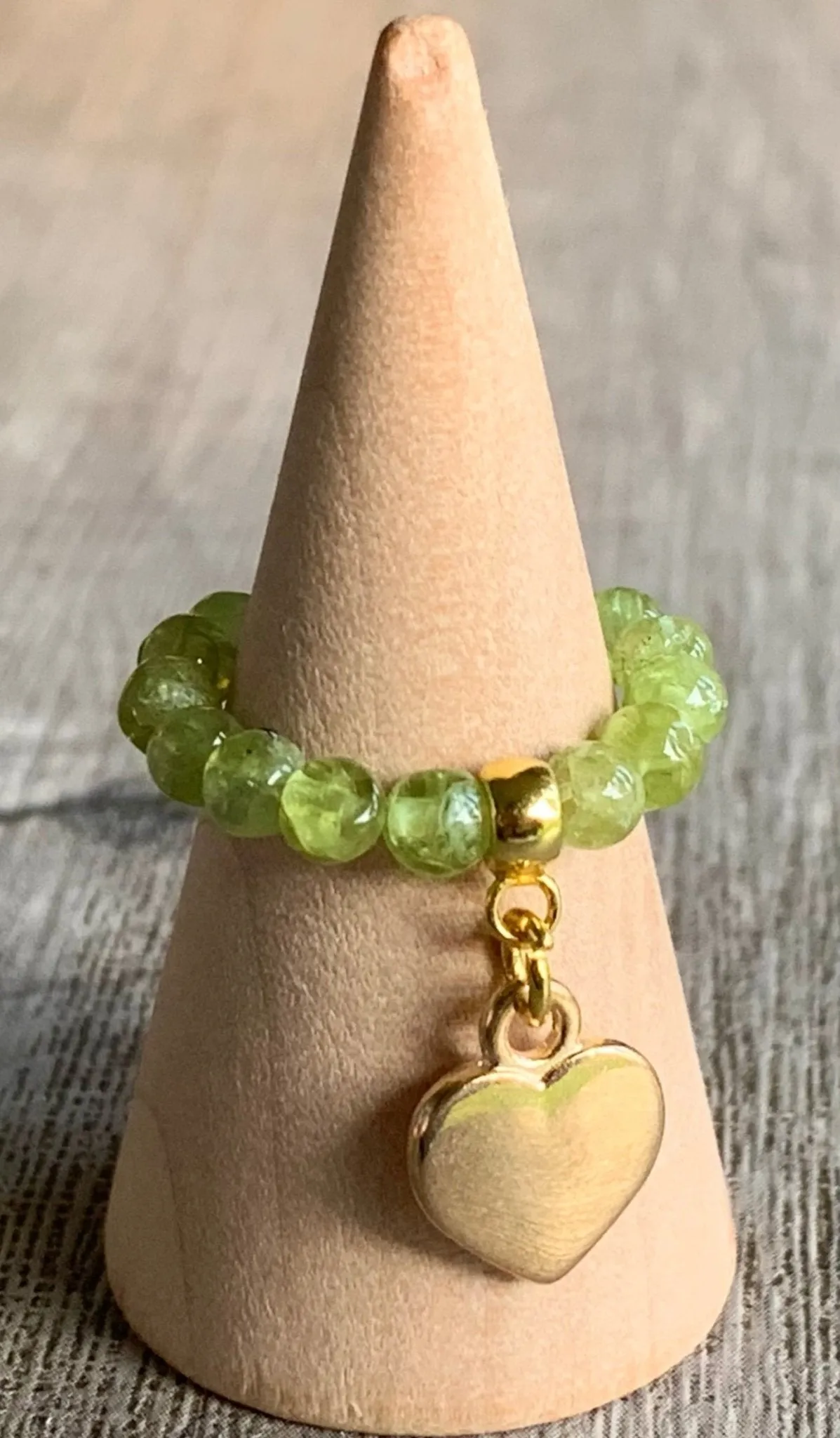 🔴SOLD🔴Gigi Handmade Peridot Beaded Expandable Ring with Heart Charm