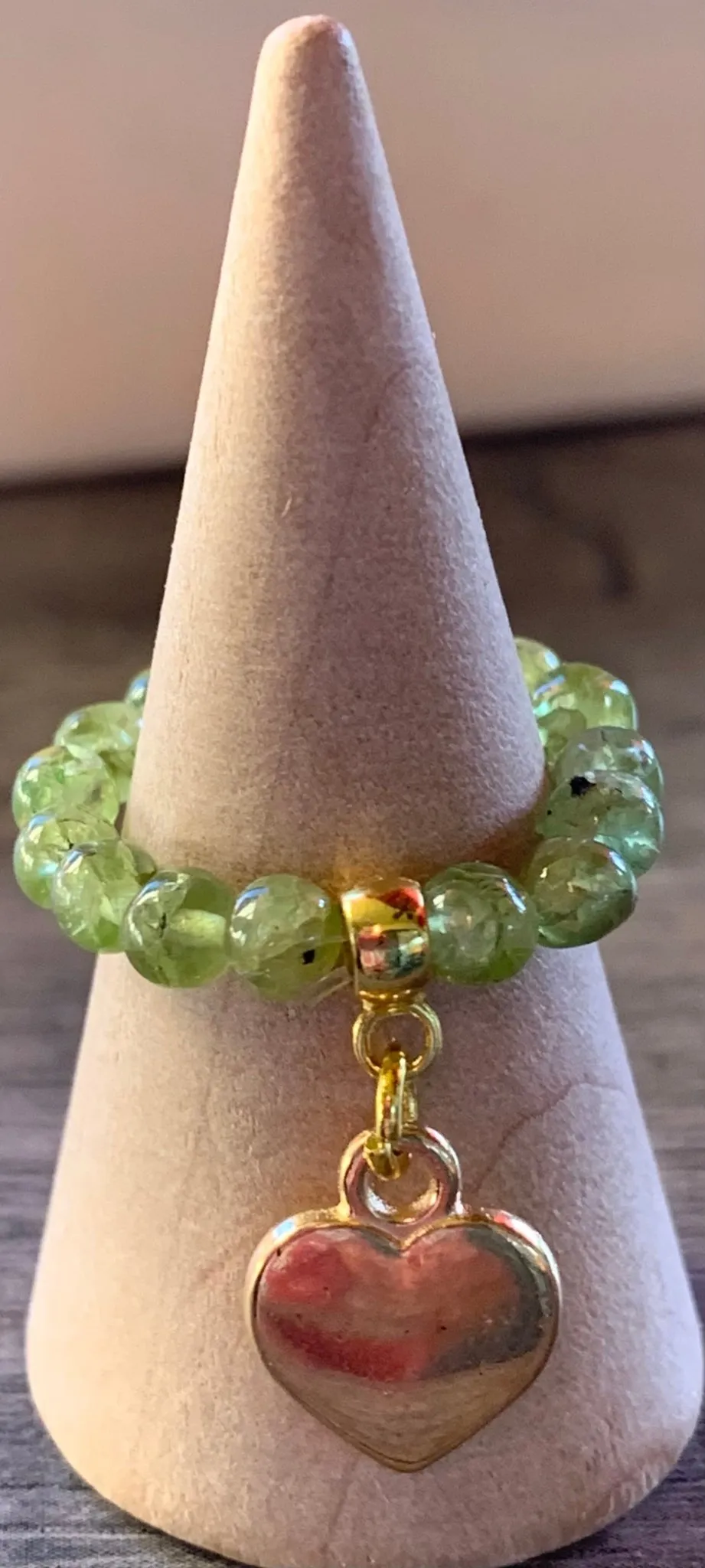 🔴SOLD🔴Gigi Handmade Peridot Beaded Expandable Ring with Heart Charm