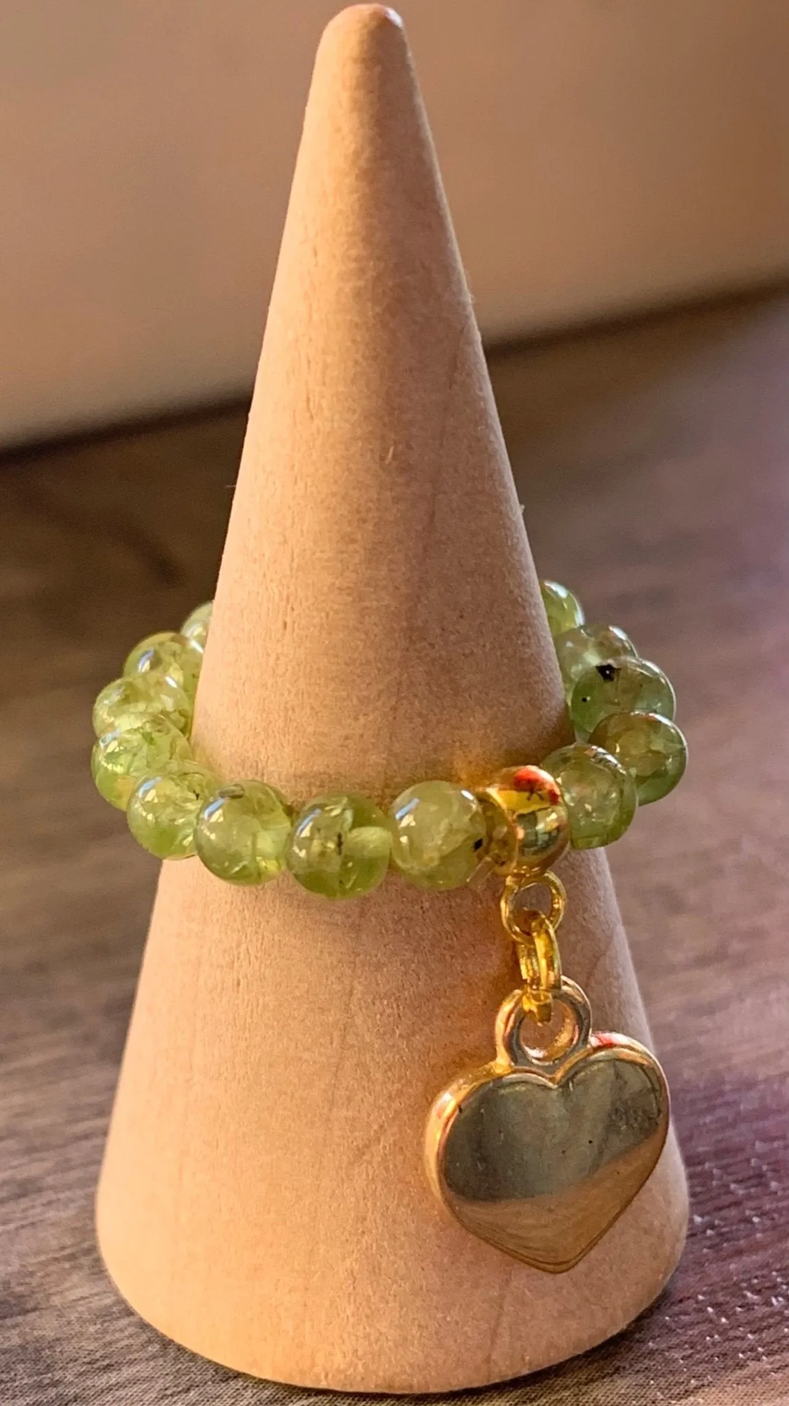 🔴SOLD🔴Gigi Handmade Peridot Beaded Expandable Ring with Heart Charm