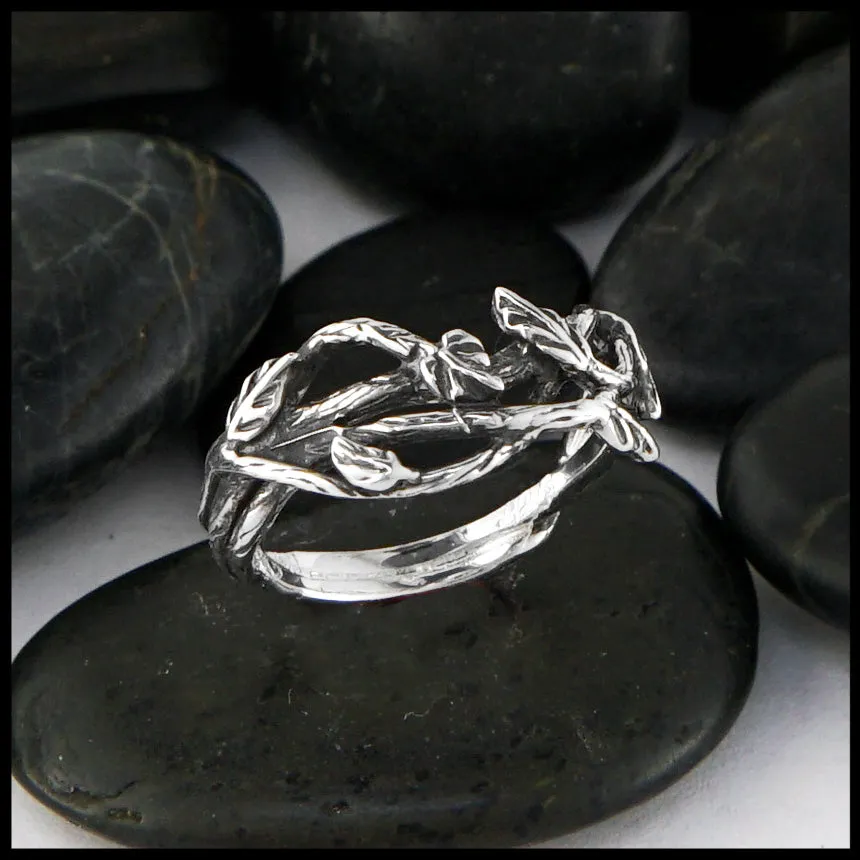 Sterling Silver Leaf and Vine Ring