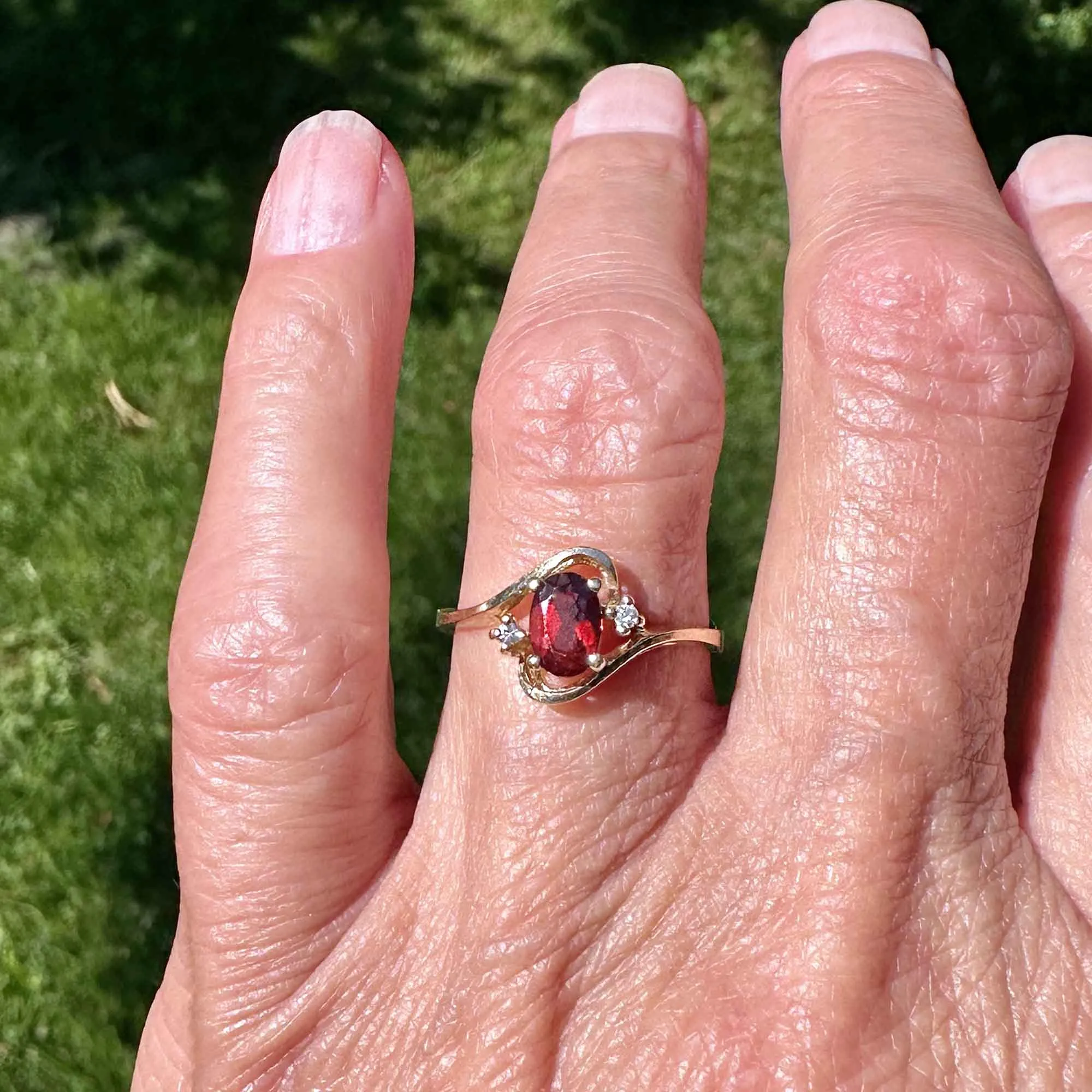 Vintage 10K Gold Bypass Diamond Garnet Ring